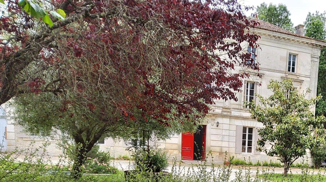 Domaine De Pladuc Bed and Breakfast Lachaise Exteriör bild