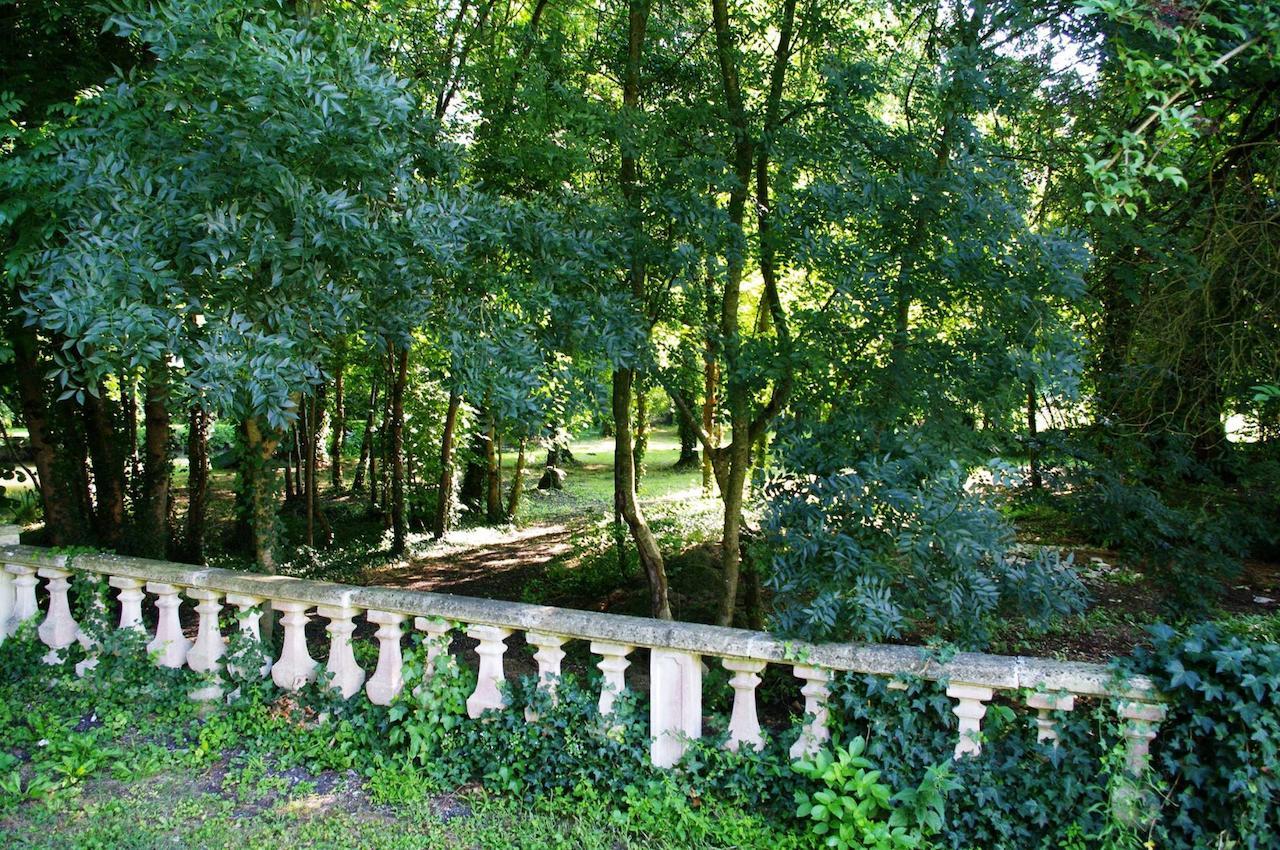 Domaine De Pladuc Bed and Breakfast Lachaise Exteriör bild
